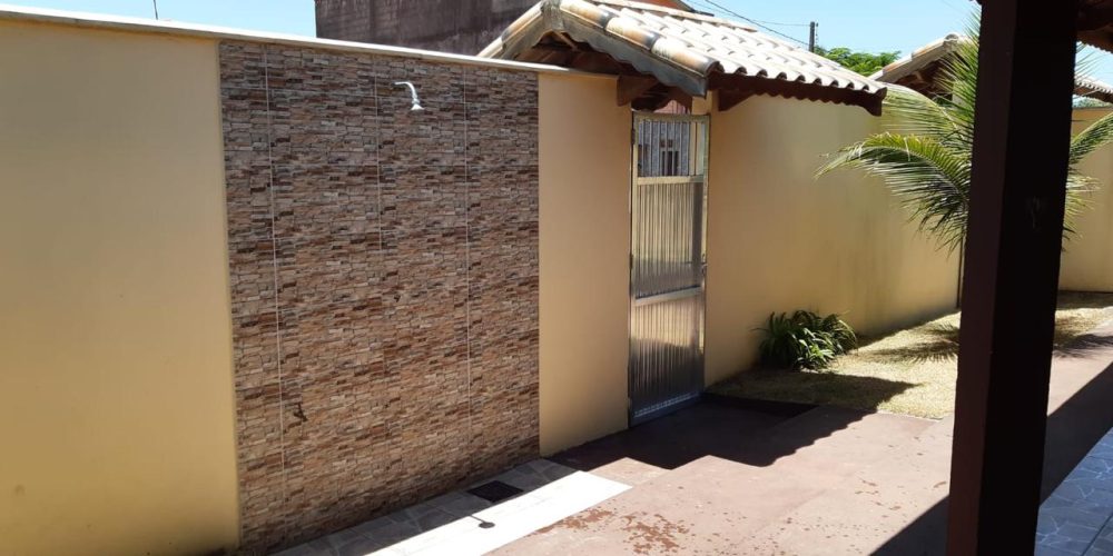 Casa a venda no balneàrio Britânia