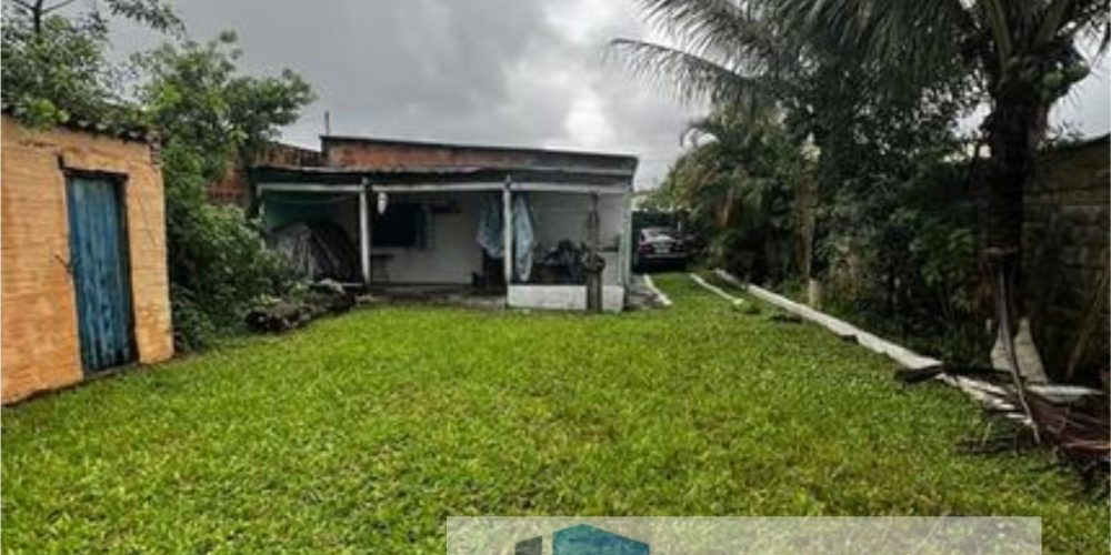 Casa a venda em iguape