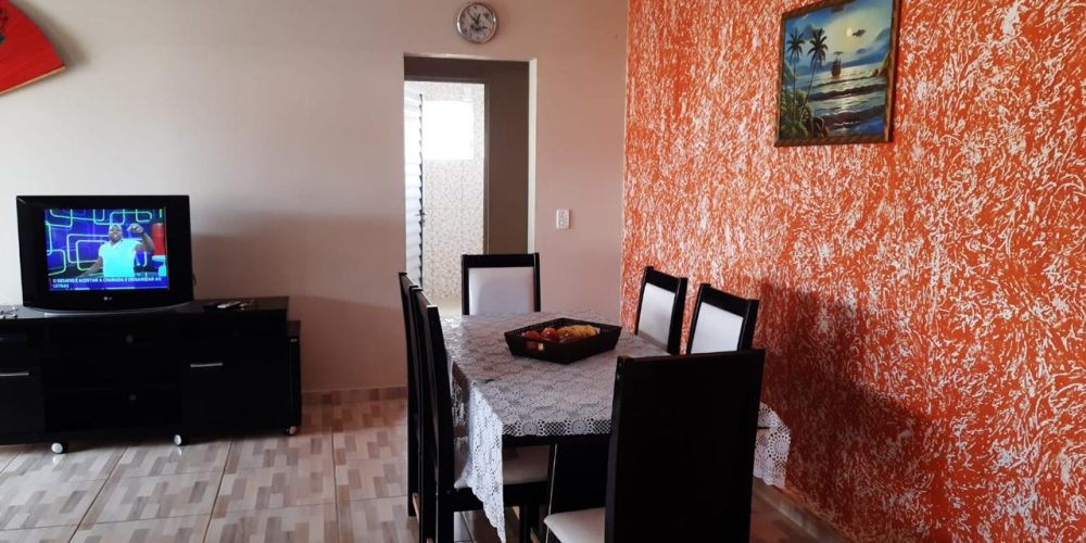 sala de estar casa em ilha comprida